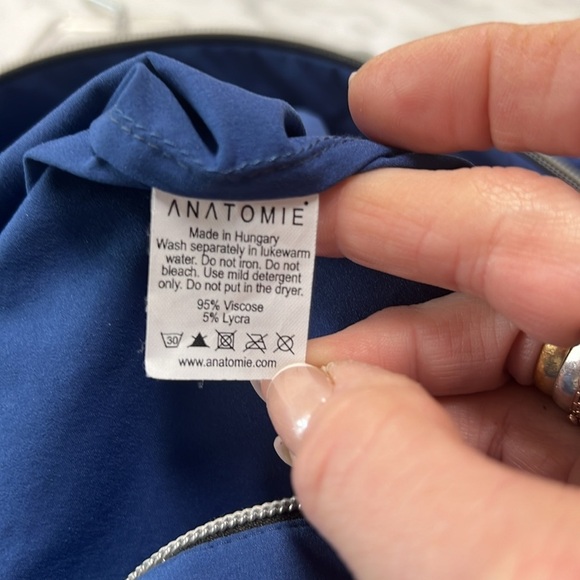 Anatomie Mokai Stretch Woven Mesh Zip Cardigan in Blue Size Large - Picture 9 of 9